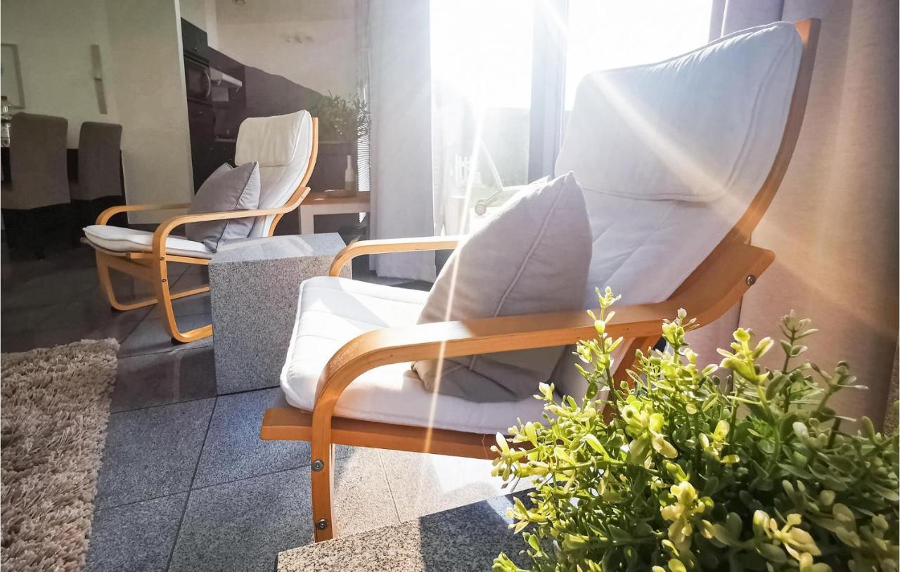 2 Bedroom Gorgeous Home In Лемер Екстериор снимка